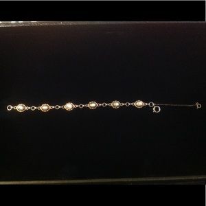 Women's cameo Bracelet